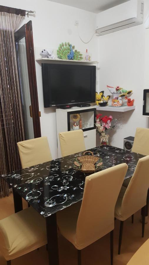 Vera Apartment Kampor 外观 照片