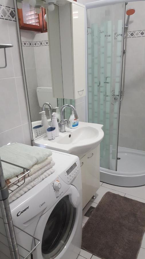 Vera Apartment Kampor 外观 照片