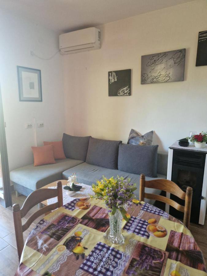 Vera Apartment Kampor 外观 照片