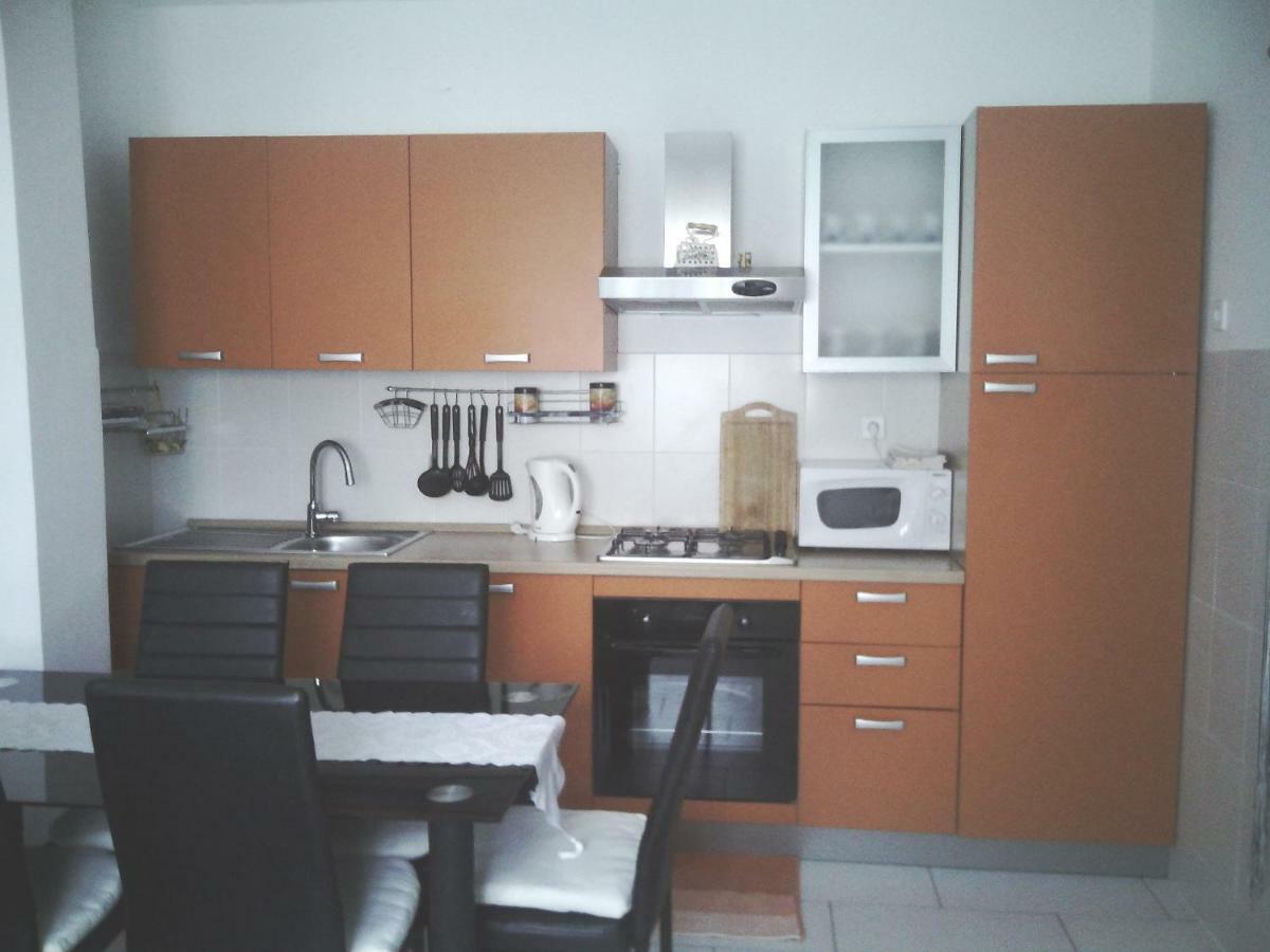 Vera Apartment Kampor 外观 照片